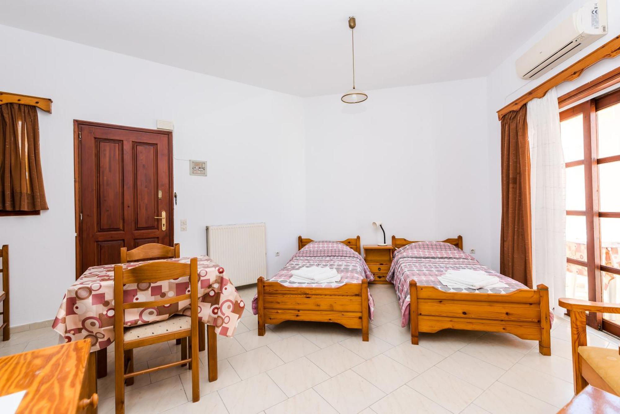 Erato Hotel Apartments Rethymno Zimmer foto