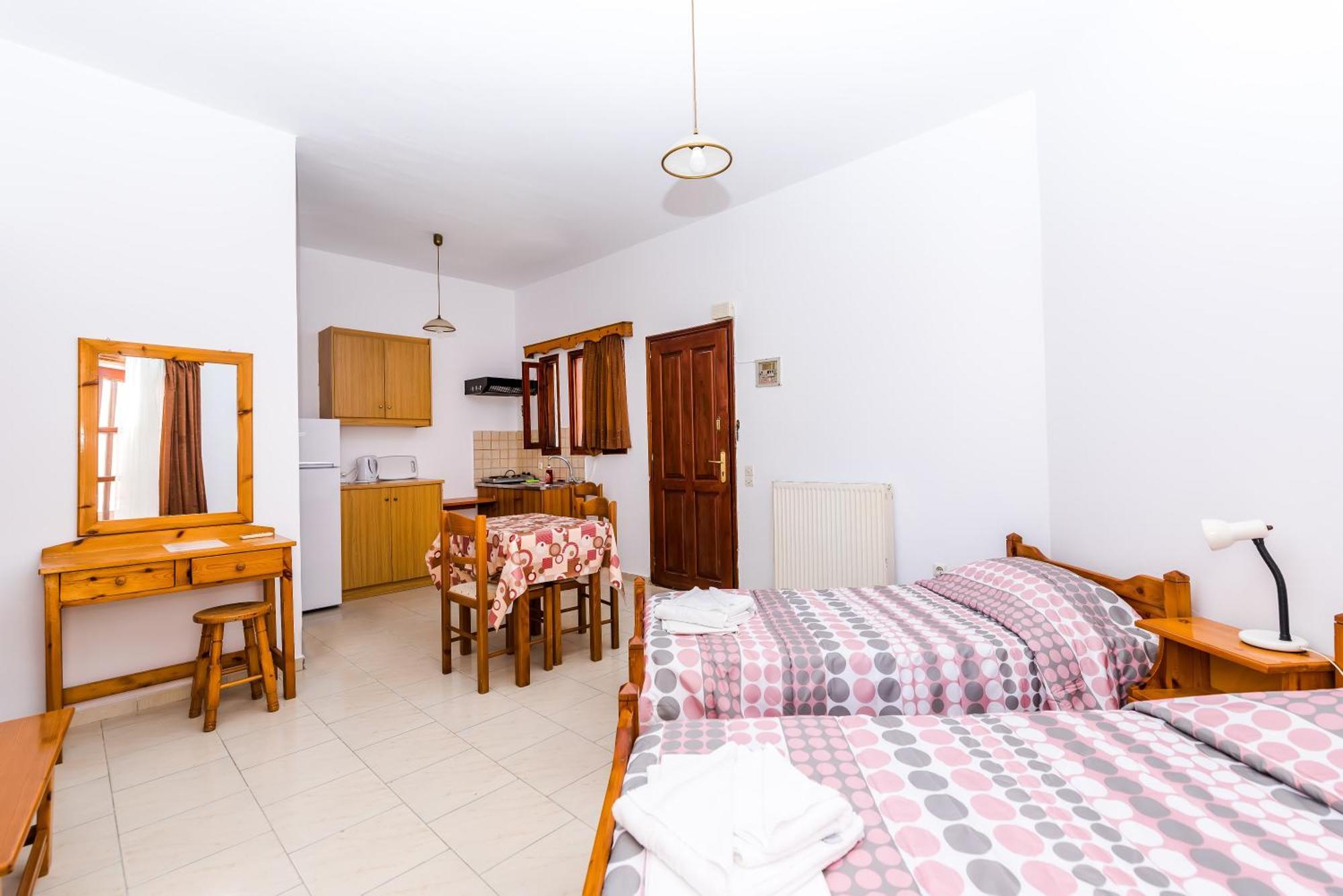 Erato Hotel Apartments Rethymno Zimmer foto